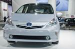 Toyota Prius V 2011 года